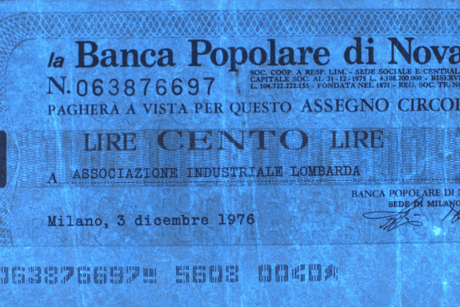 Estudio de medidas de seguridad de documentos: cheque del Banco Popular de Novara.